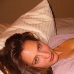 Anh - Escort bi à Saint-Denis Profil de Anh, 23 ans, Escort bi à Saint-Denis (Québec)