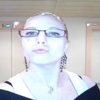 Avelyne - Escort bi à Lotbinière Profil de Avelyne, 25 ans, Escort bi à Lotbinière (Québec)