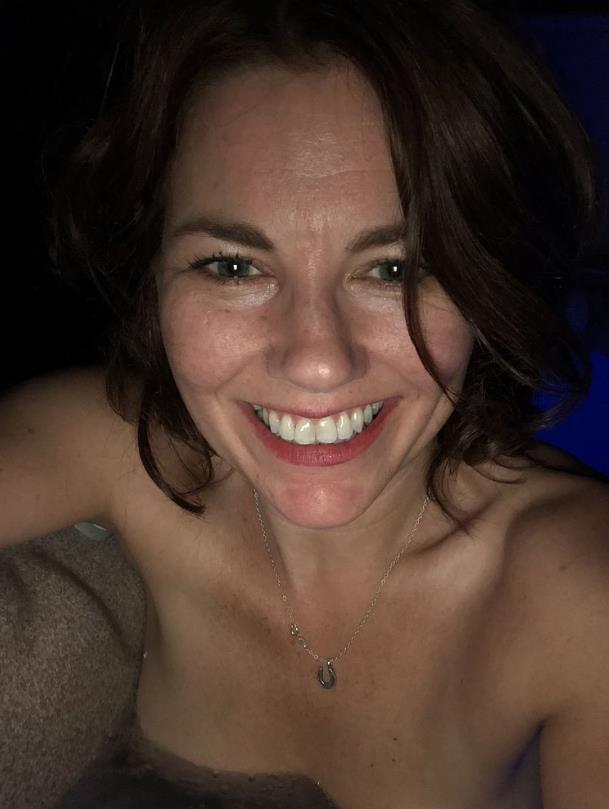 Stina - Escort bi à Princeville Profil de Stina, 34 ans, Escort bi à Princeville (Québec)
